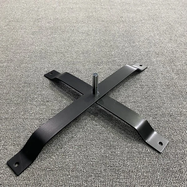 Base economica a croce in ferro piatto